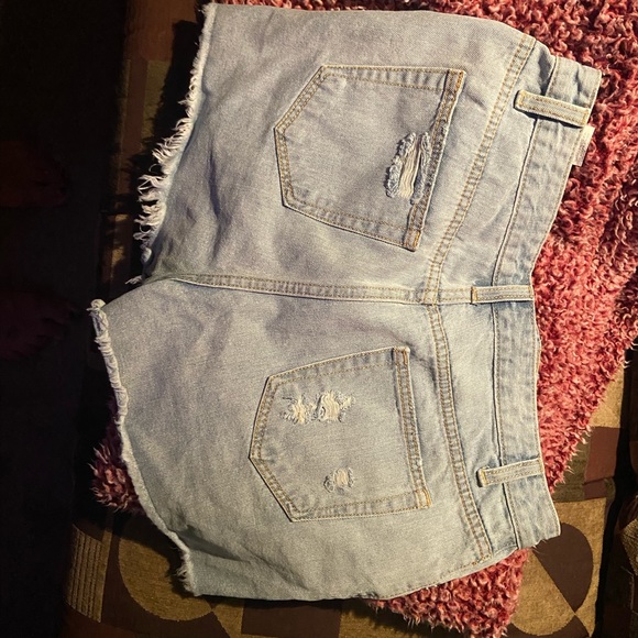 I bought these from shein and they fit too small. Brand new never worn - Picture 6 of 8